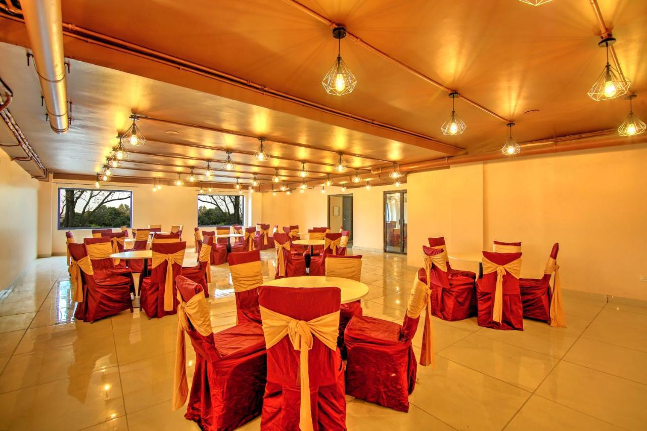 Artisan Rooms Nueva Delhi Exterior foto